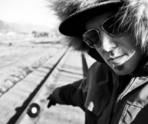 Dj Ben Fox at the train tracks